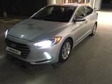 Hyundai Elantra 2018 года за 4 300 000 тг. в Атырау – фото 2