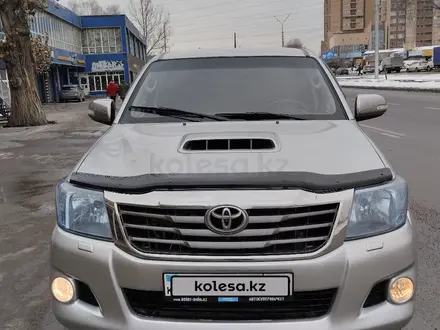 Toyota Hilux 2013 года за 8 500 000 тг. в Алматы