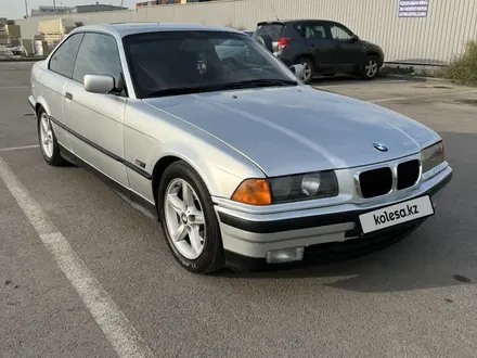 BMW 320 1994 года за 3 000 000 тг. в Алматы – фото 3