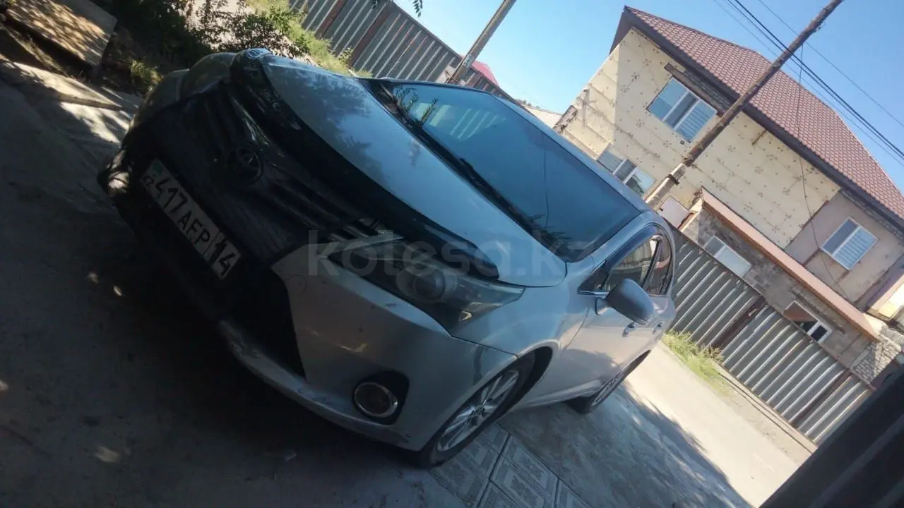 Toyota Avensis, 2011