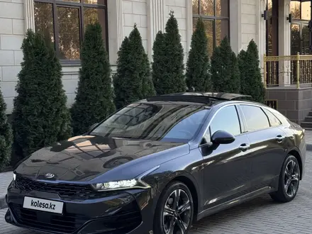 Kia K5 2021 года за 10 500 000 тг. в Алматы – фото 2