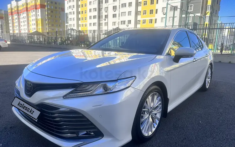 Toyota Camry 2018 годаfor15 500 000 тг. в Шымкент