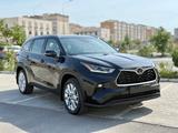 Toyota Highlander 2025 года за 33 000 000 тг. в Актобе – фото 4