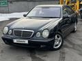 Mercedes-Benz E 240 2001 года за 5 500 000 тг. в Алматы – фото 2