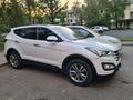 Hyundai Santa Fe 2014 года за 9 700 000 тг. в Алматы