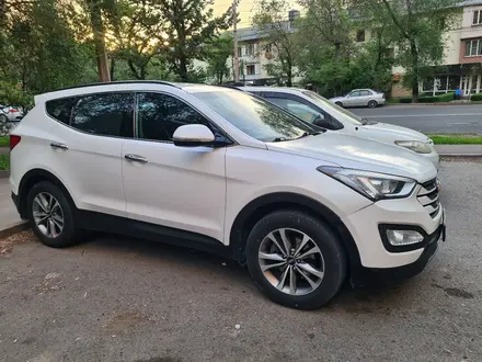 Hyundai Santa Fe 2014 года за 9 700 000 тг. в Алматы – фото 3