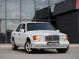 Mercedes-Benz E 200 1992 годаүшін1 250 000 тг. в Караганда