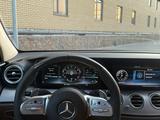 Mercedes-Benz E 300 2017 годаfor17 500 000 тг. в Семей – фото 2