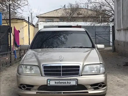 Mercedes-Benz C 230 1998 года за 2 300 000 тг. в Жезказган – фото 2