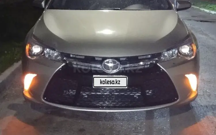 Toyota Camry 2015 года за 9 990 990 тг. в Алматы