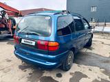 Volkswagen Sharan 1995 года за 1 100 000 тг. в Актобе – фото 3