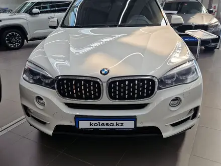 BMW X5 2017 года за 21 000 000 тг. в Алматы – фото 3
