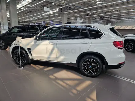 BMW X5 2017 года за 21 000 000 тг. в Алматы – фото 2