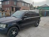 Honda CR-V 1999 годаfor3 800 000 тг. в Усть-Каменогорск – фото 2