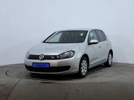 Volkswagen Golf 2010 года за 3 250 000 тг. в Астана