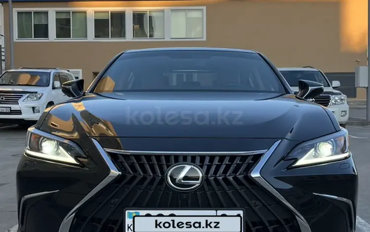 Lexus ES 250 2021 годаүшін24 000 000 тг. в Атырау