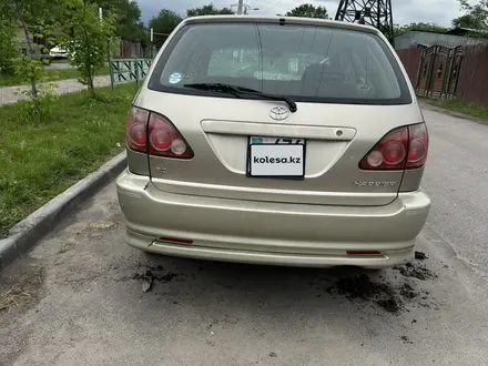 Toyota Harrier 1998 года за 3 600 000 тг. в Алматы – фото 2