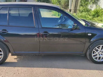 Volkswagen Golf 2001 года за 3 500 000 тг. в Алматы