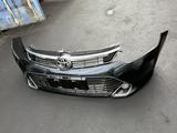 Передний бампер на Toyota Camry 55 (оригинал) за 250 000 тг. в Алматы – фото 3