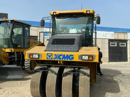 XCMG  каток дорожный пневмошиный XP163 XP203 XP263 2025 года за 21 800 000 тг. в Алматы – фото 3