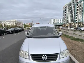Volkswagen Caddy, 2010