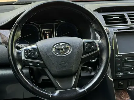 Toyota Camry 2016 года за 13 300 000 тг. в Алматы – фото 9