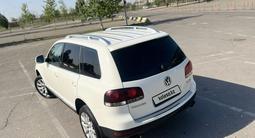 Volkswagen Touareg 2008 годаүшін8 000 000 тг. в Алматы