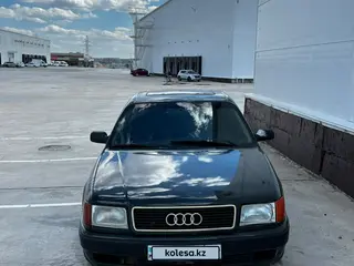 Audi 100