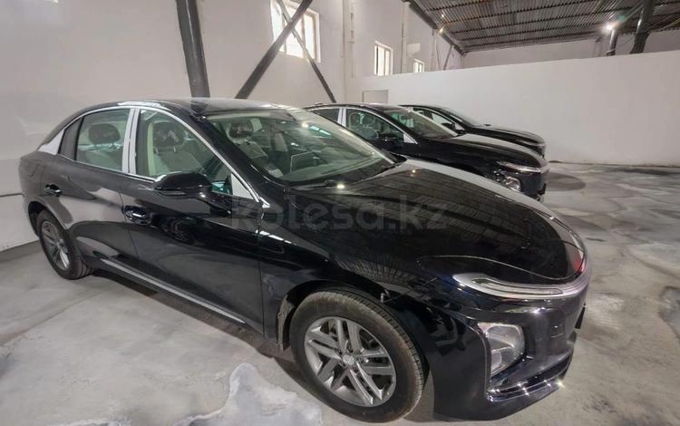 Hongqi E-QM5 — миниатюра 2