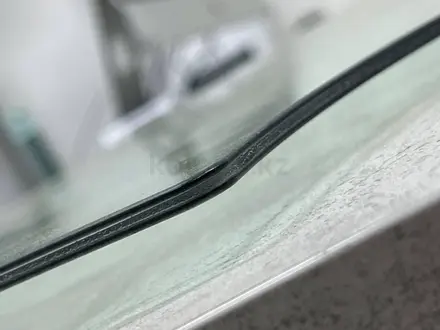 Стекло двери Hyundai NEW ORIGINAL за 150 000 тг. в Алматы – фото 7