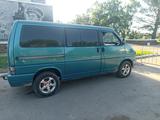 Volkswagen Multivan 1993 года за 4 500 000 тг. в Степногорск – фото 2