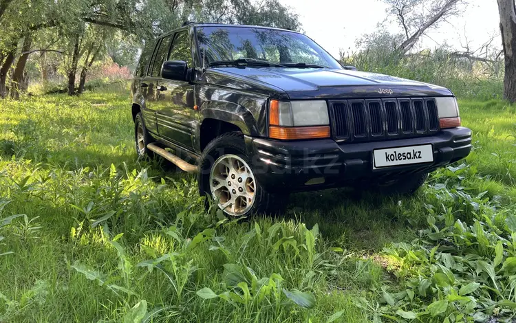 Jeep Grand Cherokee 1998 года за 3 000 000 тг. в Уральск