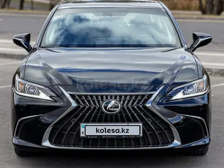 Lexus ES 250 2025 года за 27 000 000 тг. в Астана – фото 3