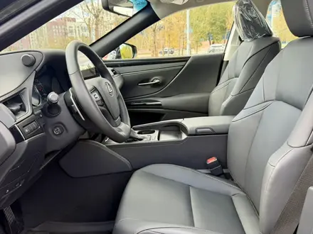 Lexus ES 250 2025 года за 27 000 000 тг. в Астана – фото 5