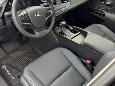 Lexus ES 250 2025 года за 27 000 000 тг. в Астана – фото 4