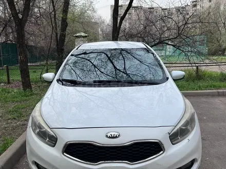 Kia Cee'd 2013 года за 5 500 000 тг. в Алматы – фото 2