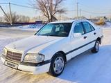 Mercedes-Benz C 180 1996 года за 750 000 тг. в Семей – фото 2