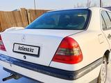 Mercedes-Benz C 180 1996 года за 750 000 тг. в Семей – фото 4