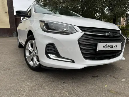 Chevrolet Onix 2023 года за 6 904 481 тг. в Шымкент – фото 3