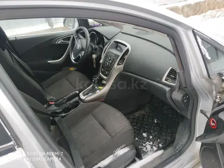 Opel Astra 2010 года за 2 800 000 тг. в Актобе – фото 6