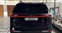 Kia Carnival 2022 года за 22 500 000 тг. в Алматы – фото 2