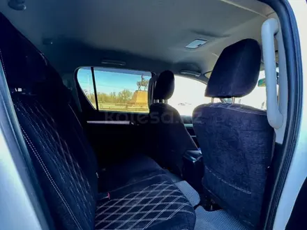 Toyota Hilux 2017 года за 15 500 000 тг. в Актобе – фото 11