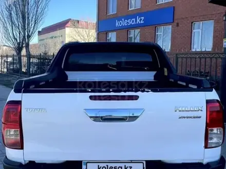 Toyota Hilux 2017 года за 15 500 000 тг. в Актобе – фото 6