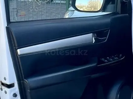 Toyota Hilux 2017 года за 15 500 000 тг. в Актобе – фото 9
