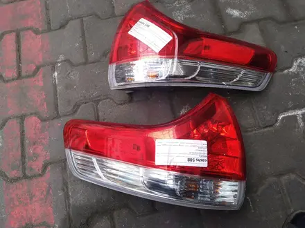 Фонарь TOYOTA SIENNA за 65 000 тг. в Алматы