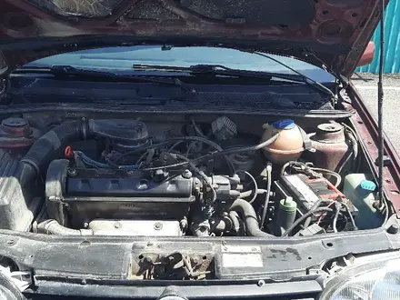 Volkswagen Golf 1993 года за 1 200 000 тг. в Караганда – фото 3