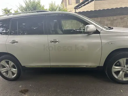 Toyota Highlander 2013 года за 13 300 000 тг. в Алматы – фото 13