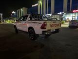 Toyota Hilux 2022 года за 18 500 000 тг. в Актау – фото 2