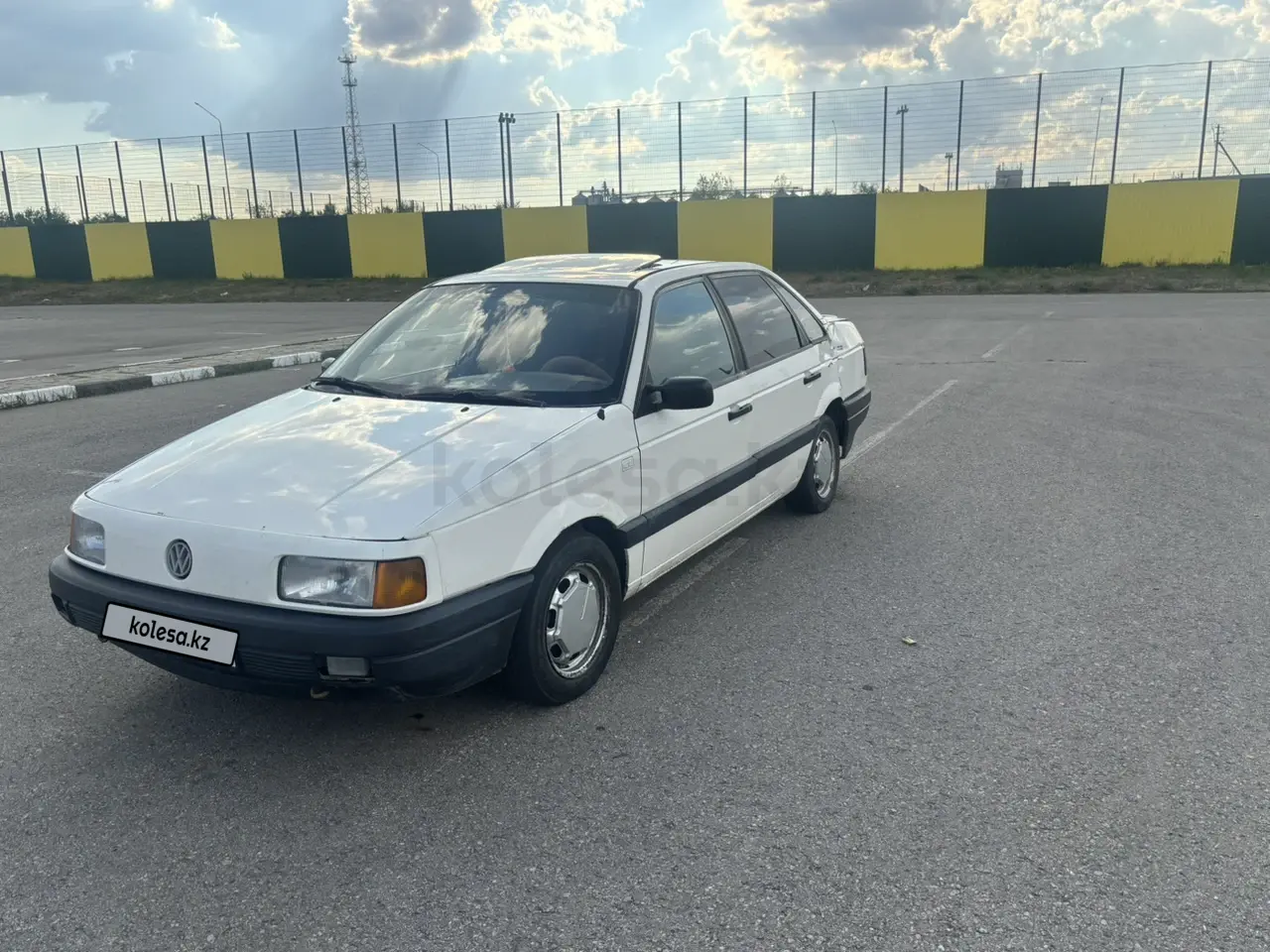 Volkswagen Passat, 1989