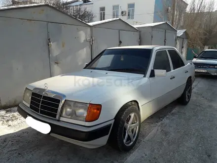 Mercedes-Benz E 230 1991 года за 1 800 000 тг. в Кызылорда – фото 3